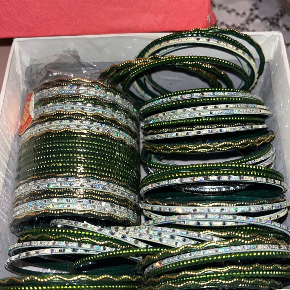 Green Bangle Set